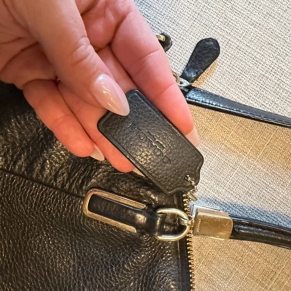 Coach Black Pebbled Leather Satchel Crossbody Bag Zip Top - Picture 8 of 13